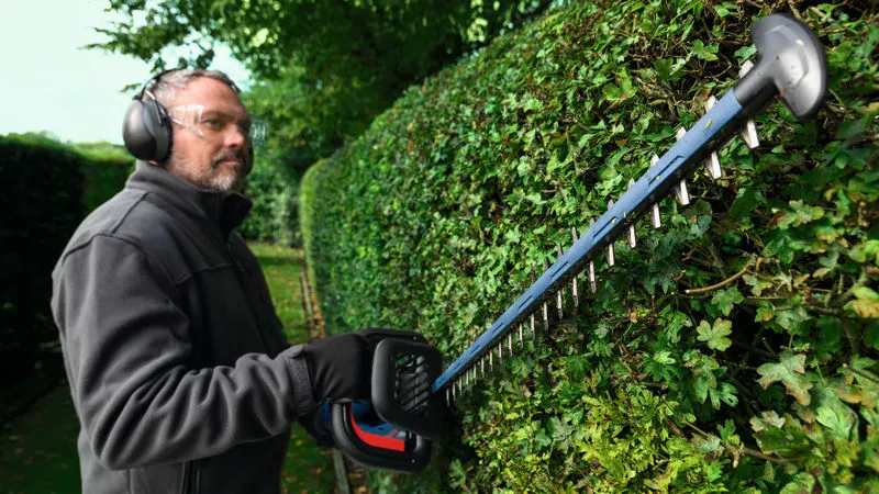 Akku Heckenschere GHE 18V-60 – Vorschau 2